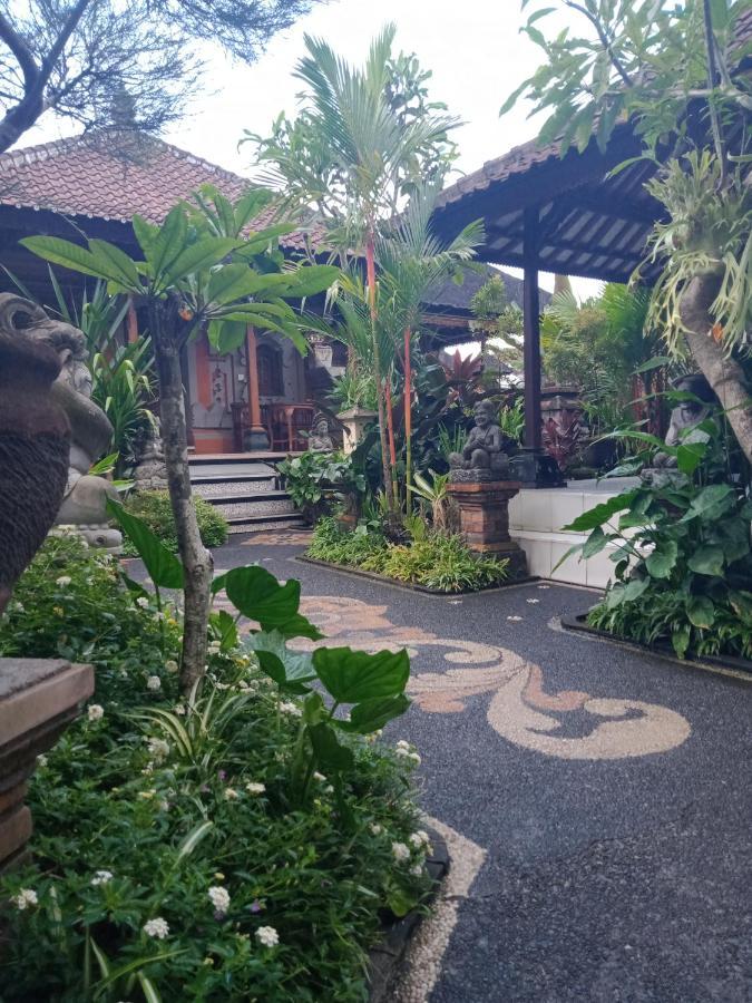 Dewi Antara Homestay Убуд Экстерьер фото